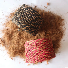 fibra de coco en lazo color rojo con natural