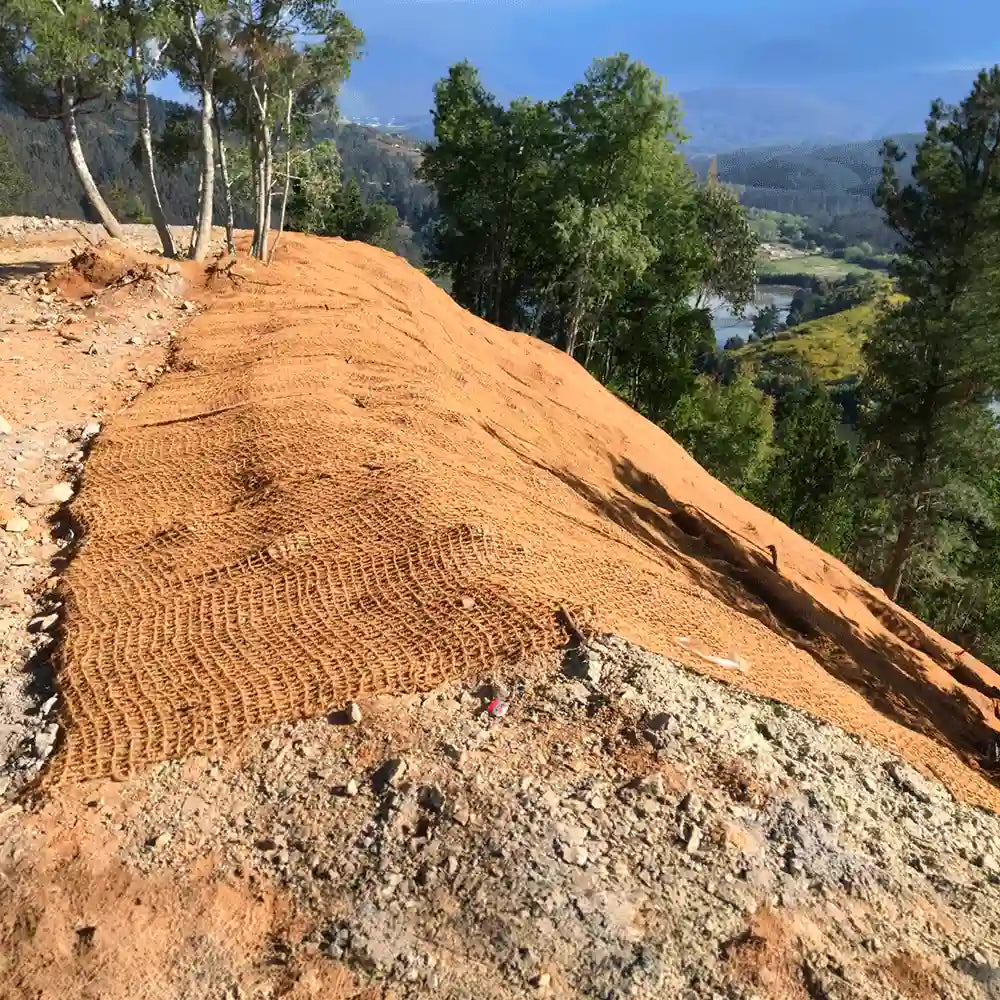 Fabricación de mallas de fibras naturales